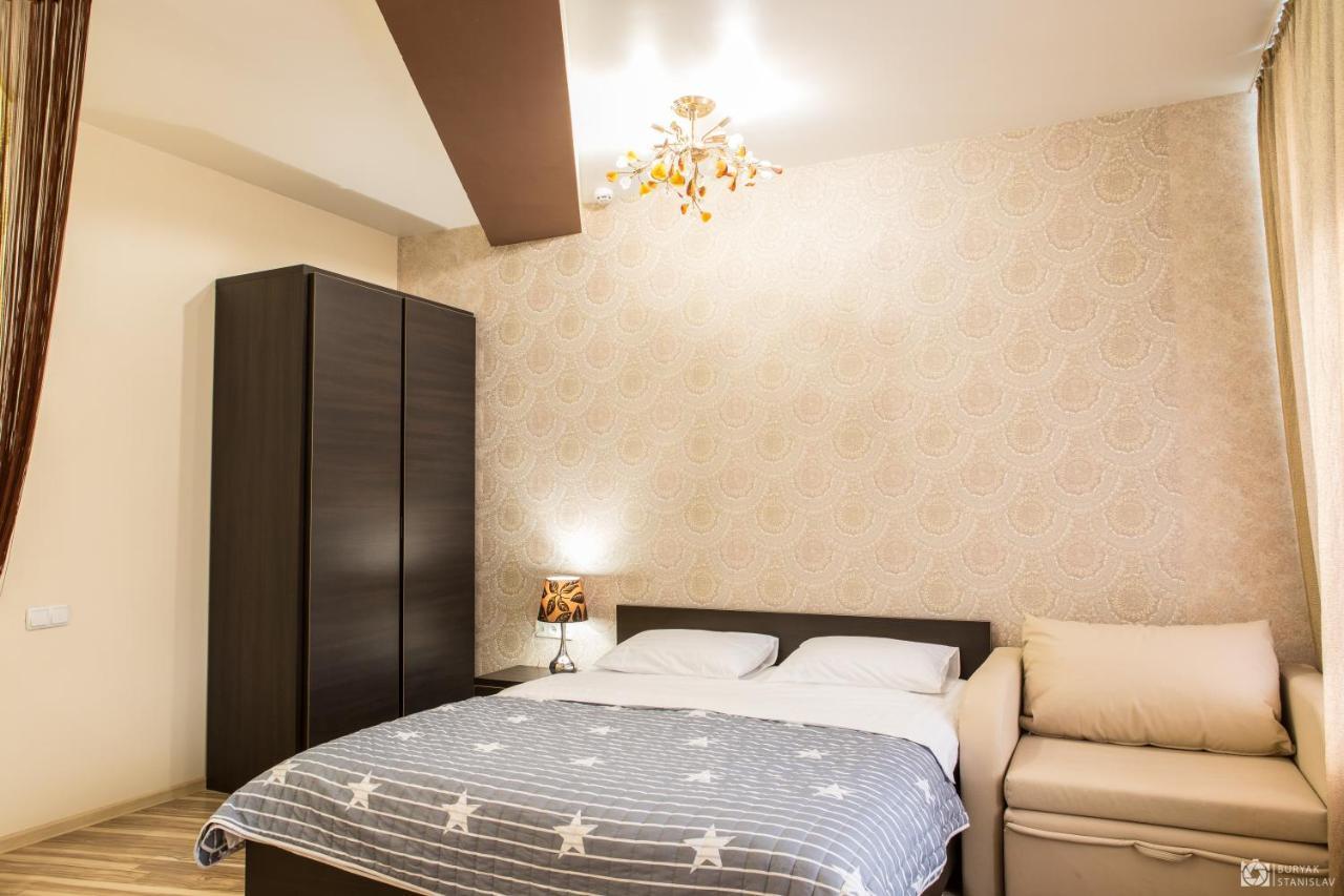 Seven Eleven Apartment Hotel In Most City Dnipro Exterior photo